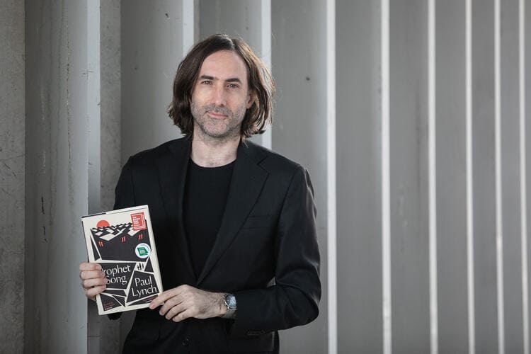 باول لينتش الفائز بـ "البوكر": العزلة شرط أساسي للإبداع والجائزة حملتني مسؤولية عالمية