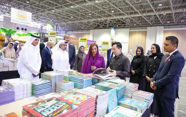 بدور القاسمي تفتتح معرض كتاب "بيغ باد وولف" الشارقة