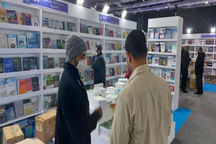 490 عنواناً لدار جامعة الملك سعود للنشر بمعرض القاهرة للكتاب