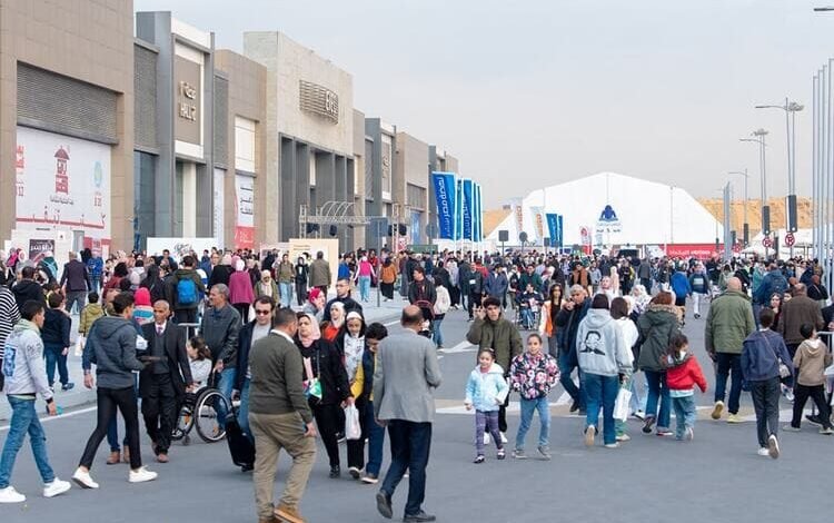 معرض القاهرة للكتاب 2024 يتخطى المليون ونصف زائر خلال خمسة أيام