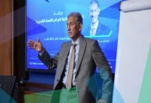 جلسة نقاشية حول الكتابة الإبداعية للأديب الكويتي طالب الرفاعي