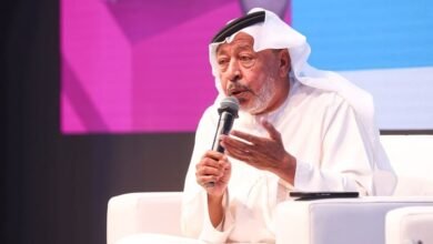 الشاعر الإماراتي سيف السعدي يوقّع ديوانه الصوتي بمعرض أبوظبي للكتاب