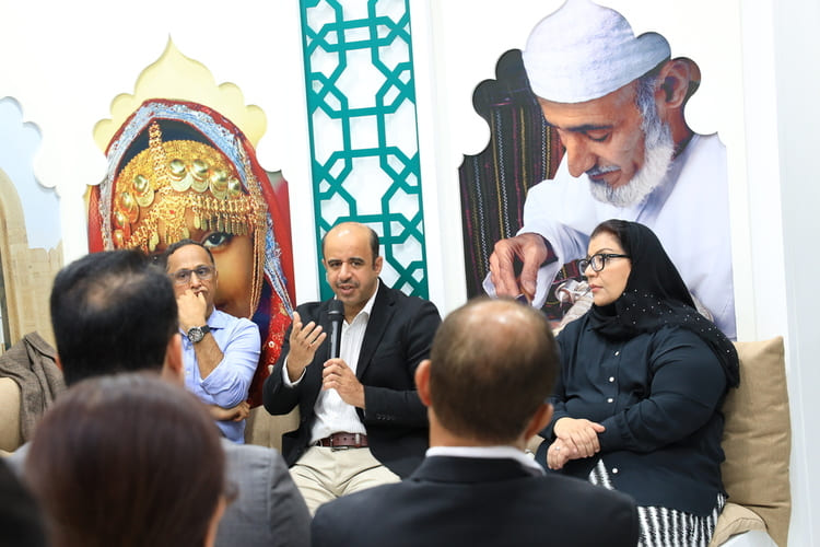 جلسة حوارية في معرض سيئول للكتاب تناقش واقع الرواية العُمانية