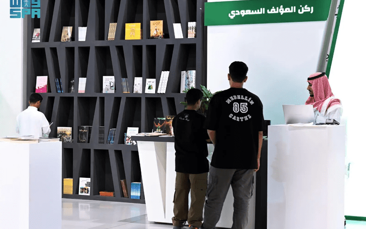 نشاط مميز في ركن المؤلف السعودي.. و66 عنوانا جديدا في معرض المدينة المنورة للكتاب