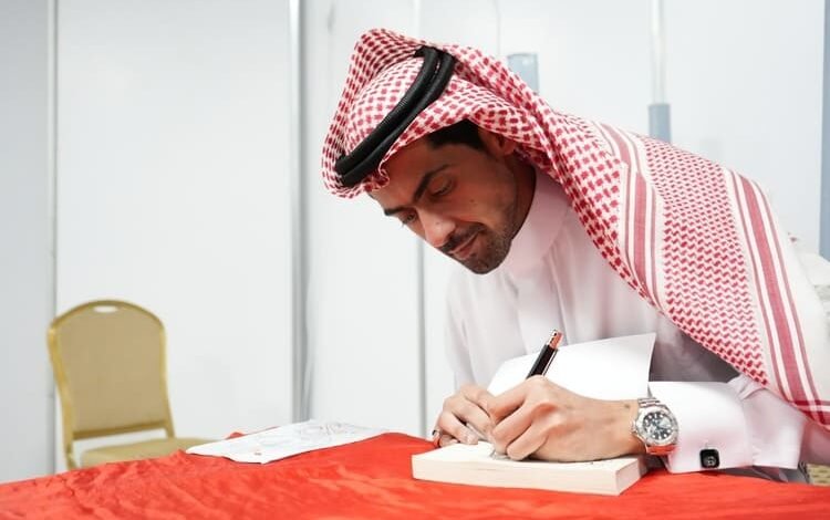 أسامة المسلم يوضح أسباب عدم استكمال حفل التوقيع في معرض عمان الدولي للكتاب