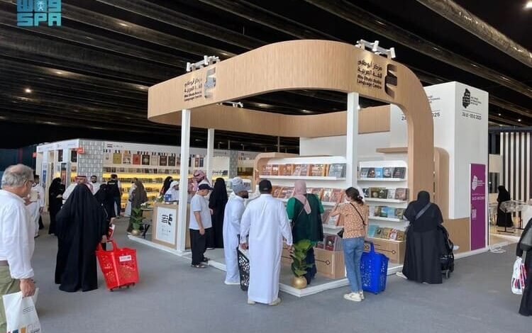 علي بن تميم: معرض الرياض الدولي للكتاب منصة ثقافية رئيسية في المنطقة