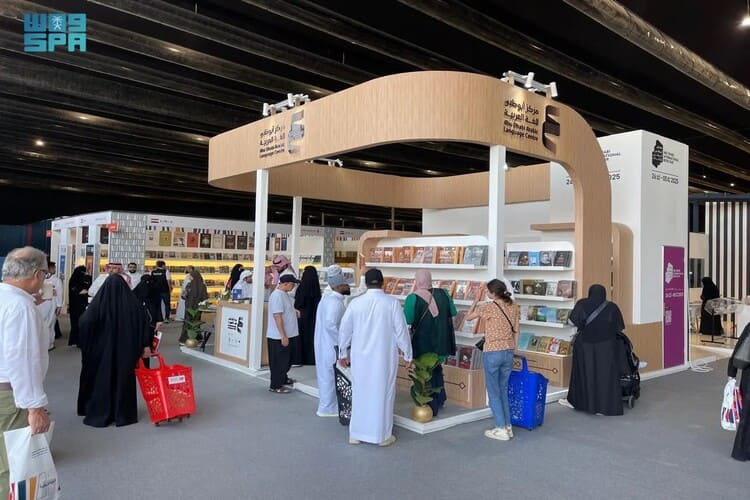 علي بن تميم: معرض الرياض الدولي للكتاب منصة ثقافية رئيسية في المنطقة