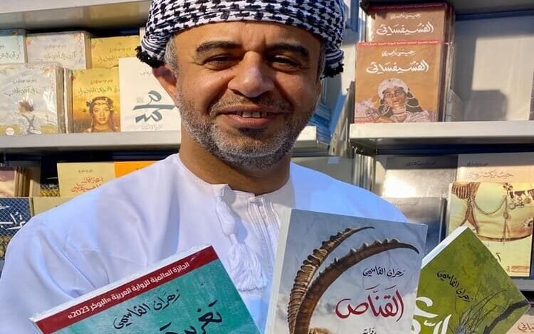 الروائي العماني زهران القاسمي يوقع "الروع".. ويتحدث لنا عنها