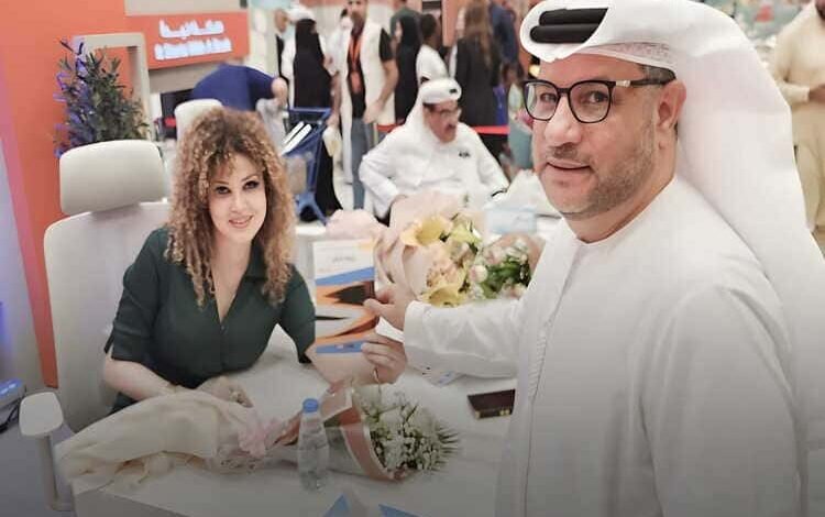 الكاتبة سراب غانم توقع مجموعتها الحائزة على جائزة الشارقة للإبداع العربي