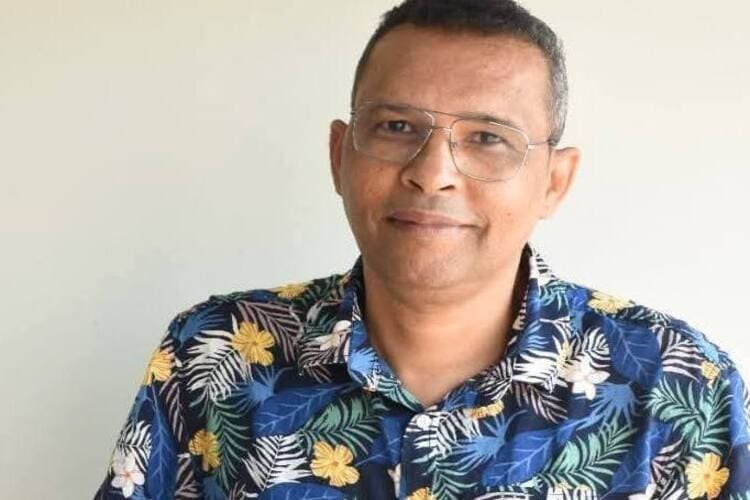 رواية «حساء بمذاق الورد» للمغربي سعيد منتسب تفوز جائزة المغرب للكتاب لسنة 2024