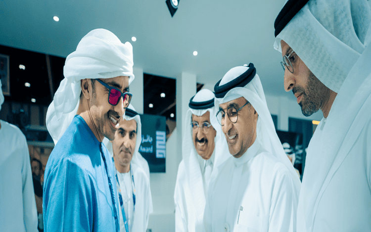 عبدالله بن زايد يفتتح الدورة الـ34 من معرض أبوظبي الدولي للكتاب