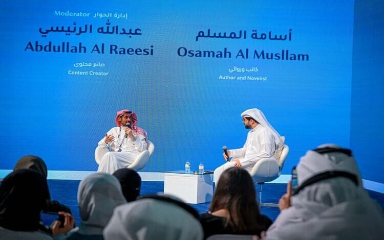 أبوظبي-كشف الكاتب والروائي السعودي أسامة المسلم عن طقوسه الخاصة في الكتابة، حيث يتبع نهجًا يعتمد على الهدوء والعزلة..
