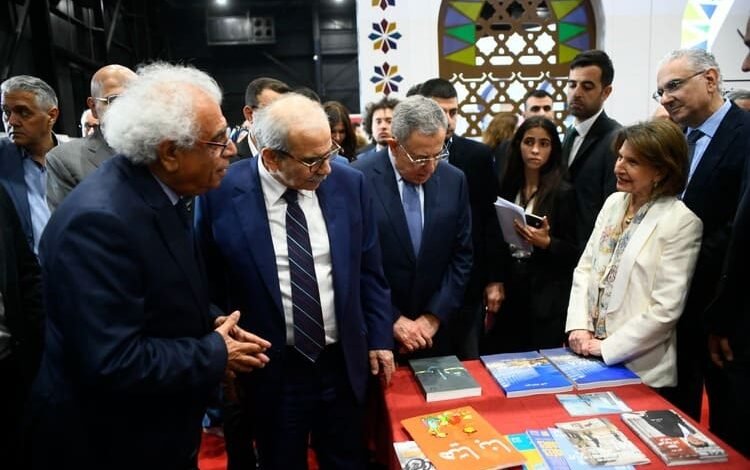 تقرير: كتب السياسة تتفوق على الرواية والشعر في معرض بيروت العربي الدولي للكتاب 2025