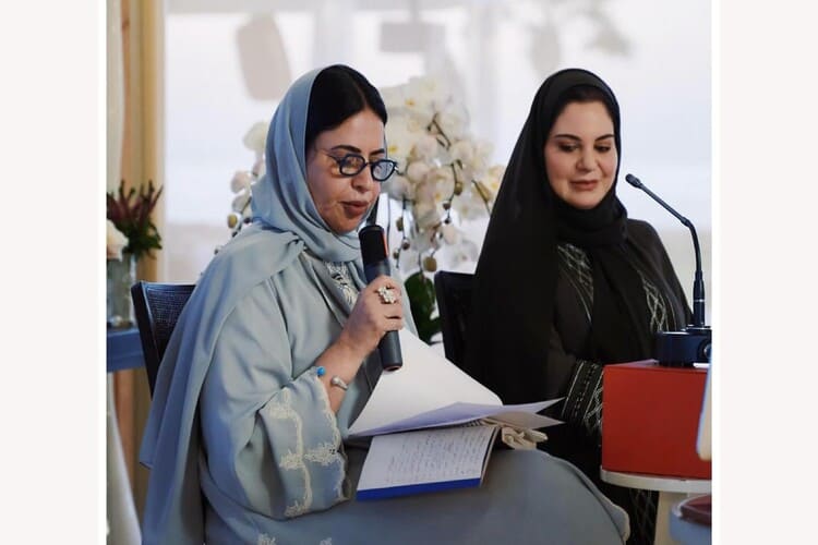 صالون الملتقى الأدبي يناقش رواية «ملمس الضوء» لـ نادية النجار