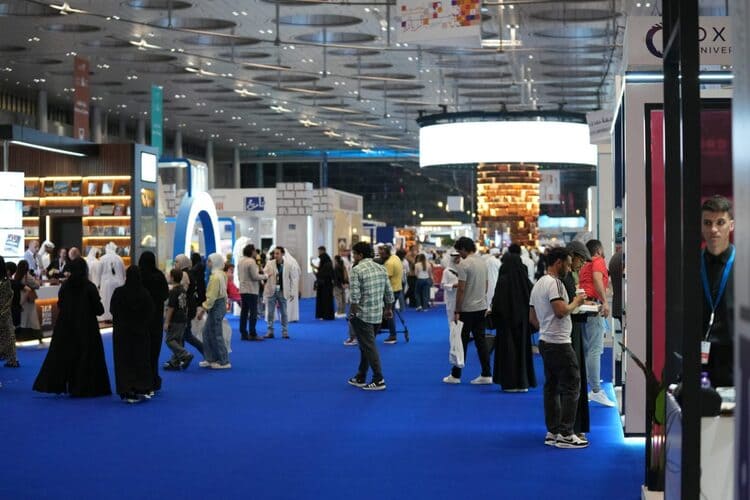 الروايات والخواطر والسير الأكثر مبيعا في معرض الدوحة للكتاب 2025
