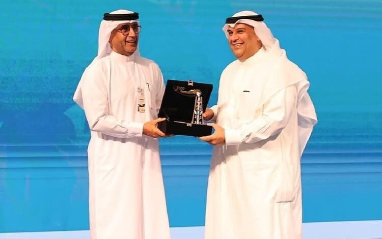 مدير مكتبة ذات السلاسل: سعيد بتكريمنا في معرض أبوظبي الدولي للكتاب 2025