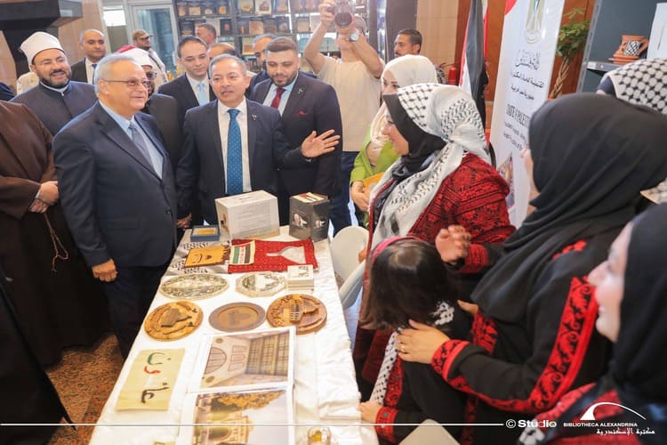 فلسطين تشارك بجناح خاص في معرض الإسكندرية الدولي للكتاب 2025