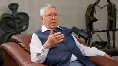 المفكر المغربي الراحل محمد بن عيسى شخصية معرض مكتبة الإسكندرية للكتاب 2025