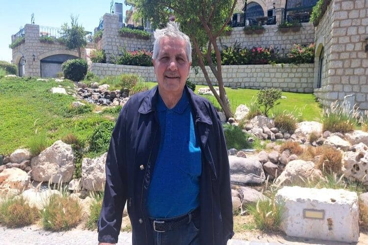 رواية "أخبار نصف جيّدة" للأديب المتوكل طه ضمن القائمة الطويلة لجائزة أبي القاسم الشابي