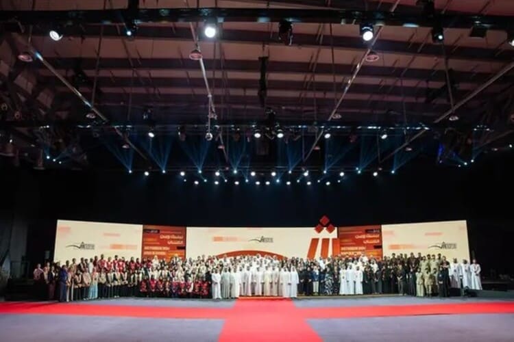 معرض الشارقة للكتاب 2025 يحافظ على صدارته العالمية بـ 1.4 مليون زائر