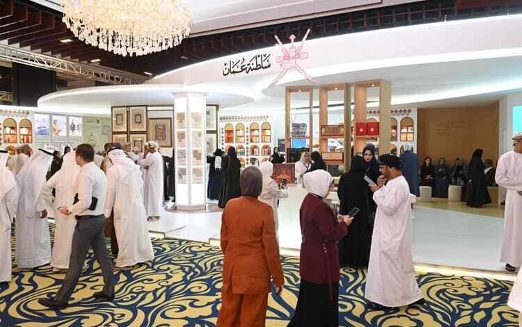 عُمان تستعرض 900 عام من التاريخ في معرض الكويت الدولي للكتاب 2025