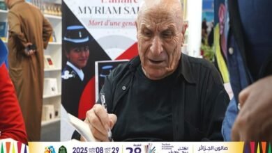 رشيد بوجدرة يوقع "فلسطين حتى النخاع" ويعلن عودته للكتابة
