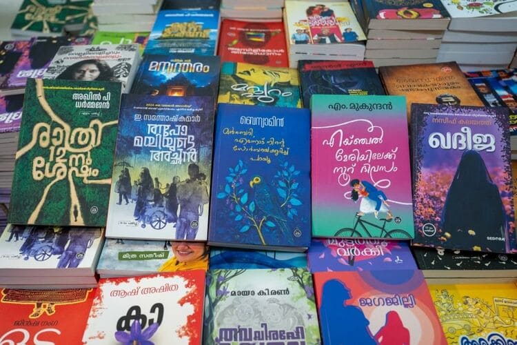 الهند تسجّل أكبر تجمع للناشرين خارج البلاد في معرض الشارقة للكتاب 44